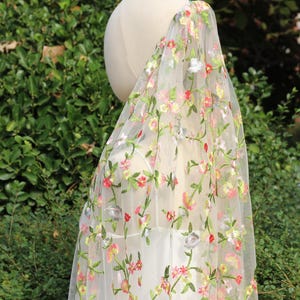 colorful wildflower Wedding Veil,floral embroidery bridal veil,embroidered floral wedding veil with flower,Secret garden flower wedding veil