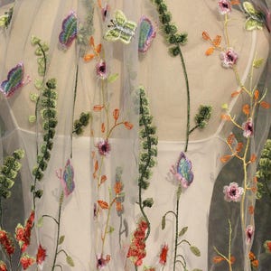 colorful Wildflower Embroidered Wedding Veil floral bridal veil,Secret garden flower wedding veil,botanical veil,WildFlower Bridal Veil Boho