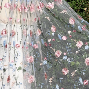pink blue floral bridal veil embroidered,Secret garden flower wedding veil,wildflower colorful veil, botanical veil,floral veil embroidered
