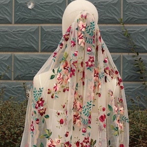 pink embroidered veil floral,floral wedding veil,wildflower veil,flower veil,floral veil embroidered,floral cape veil,garden flower veil