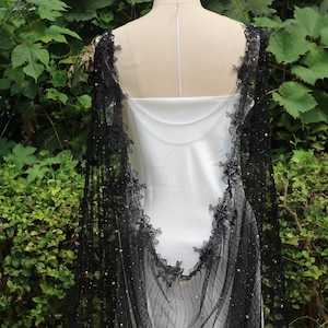 black bridal cape,black pearl cape,black wedding cape,black cape veil with Pearls ,black tulle cape,lace wedding cape,pearl cape veil,