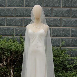 tulle hooded cape,White Sheer Cape,wedding hooded cape,Hooded Cloak Bridal,Wedding Cape Veil With Hood,White Hooded Bridal Cape