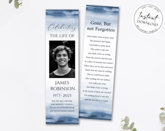 Puede incluir: Dos plantillas de marcapáginas de acuarela azul con una foto en blanco y negro de un hombre en el marcapáginas izquierdo. El marcapáginas izquierdo tiene el texto "Celebrating the Life of James Robinson 1977-2023". El marcapáginas derecho tiene el texto "Gone, But Not Forgotten" y un poema sobre recordar a alguien que ha fallecido.