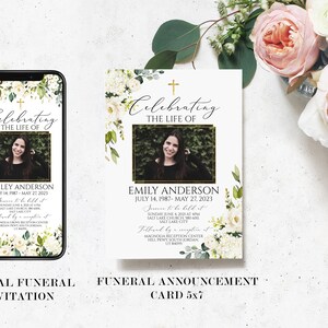 Pu&ograve; includere: Carte di annuncio funebre digitali e stampate con fiori bianchi e verde. Le carte mostrano una foto di una donna e il testo "Celebrando la vita di" con il nome e le date del defunto.
