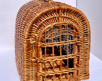 Small Wicker Pet Carrier Transport Basket for Cat, Bird or Small Animal. Pet Basket, Pet House, Made In Poland,  shipped from USA.