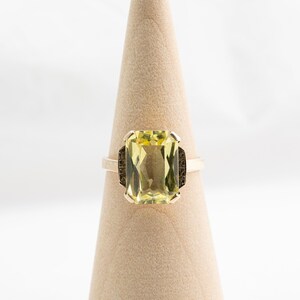 Emerald Cut Vintage Glass 10k Yellow Gold Ring, Ring Size 9, 14 x 10mm