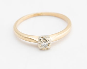 14k yellow gold vintage diamond engagement ring, Diamond .05 point, Size 7