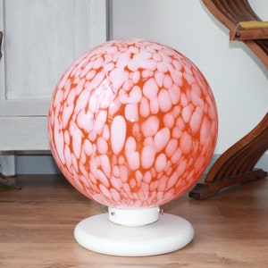 Ball table lamp, in orange Murano glass, with white shades. Vintage style of the 70s/80s. image 2