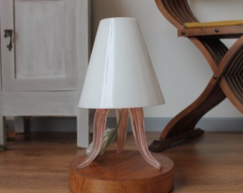 Table or bedside lamp in Murano glass, classic style, vintage 70s and 80s. Chamber lamp.