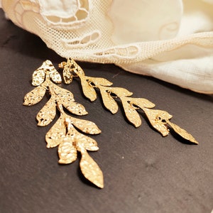 Statement Leaf earrings - Matisse - Gold dangle earrings for Women - Stainless Steel earrings 18K plated - Minimalist Bridesmaid jewelry