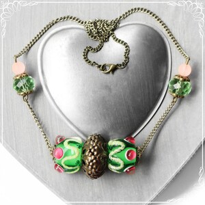 Unique necklace &#39;Lampwork&#39;, glass beads art green and pink