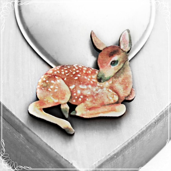 Broche en bois mignonne 'Bambi', cerf d’épingle en bois, broche découpée au laser