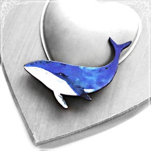 Maritime wooden brooch &#39;Blue Whale&#39;