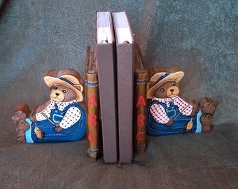 Vintage Teddy Bear Bookends. Perfect for Children's Library or Nursery Bookshelf. Natural wood.