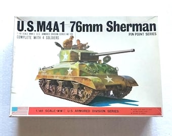 ジオラマ付き武装シャーマン戦車 - ダイキャストメタル製大人向け