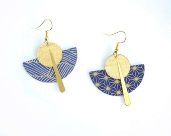 boucles d'oreilles asymétrique papier japonais bleu et or