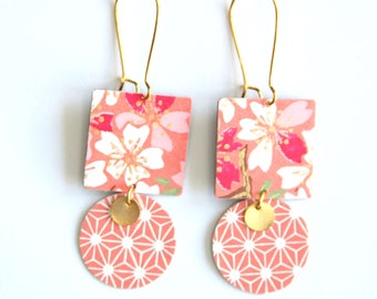 Japanese paper earrings with pink and leaf flowers