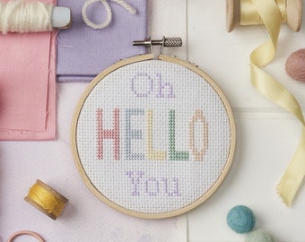 Kit de punto de cruz personalizado para bebé: Diseño «Oh, HOLA».