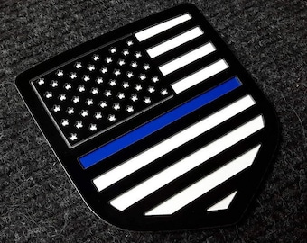 American Flag Tailgate Emblem - Thin Blue / Red Line