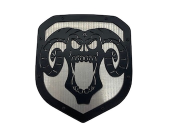 Insignia de rejilla con calavera personalizada (para Ram® 2013-2018)