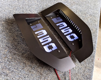 Pronto per la spedizione - Sostituzioni badge parafango a LED - American Flag 350 - Adatto a Ford® Super Duty® 2017-2022 - Nero