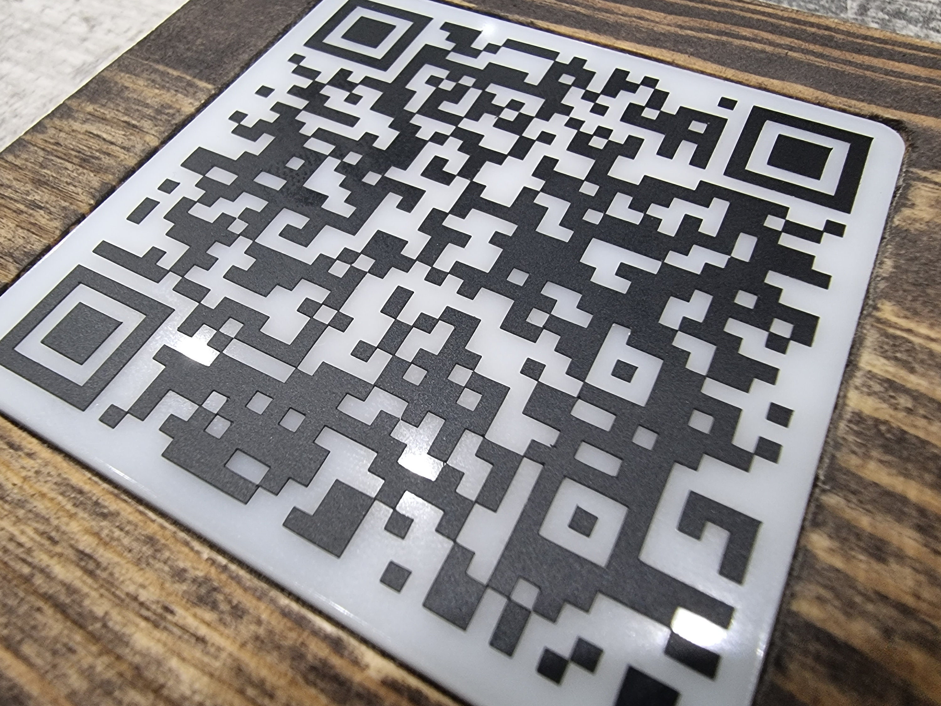 Engraved Wooden QR Code Menu, Birch or Pine, Restaurant Cafe - Etsy Canada
