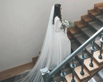 Ivory Wedding Veil, Plain classic elegant Cathedral 290cms (114" approx ) One Tier Plain Wedding Veil,, Raw or delicate pencil edge.