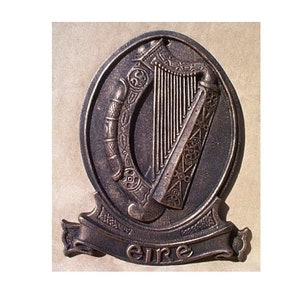 Celtic Plaque ~ EIRE with Irish Harp ~ cast iron St. Patrick's Day
