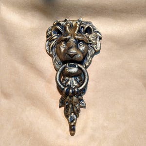 Lion door knocker - Etsy 日本