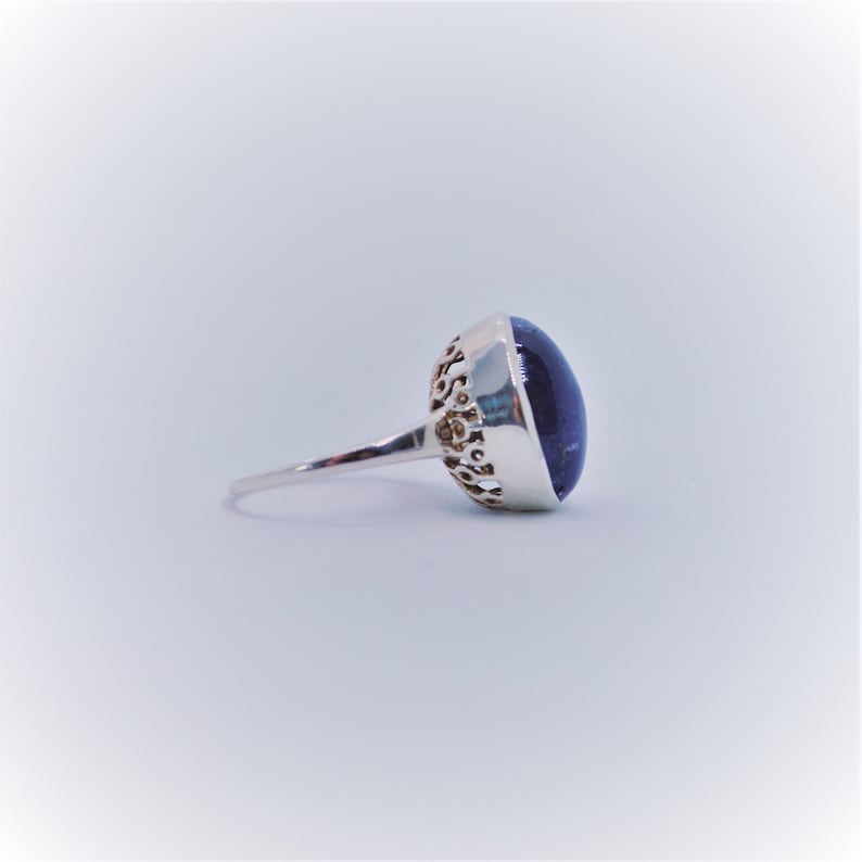 925 Sterling Silver Ring Tanzanite Cabochon