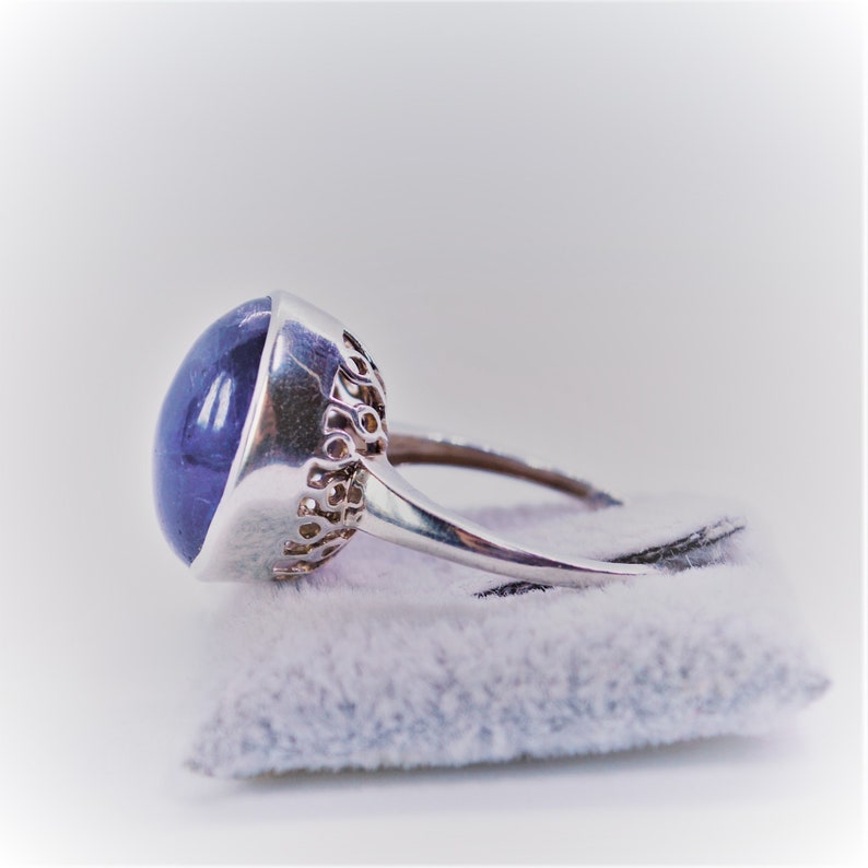 925 Sterling Silver Ring Tanzanite Cabochon