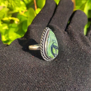 Designer Serpentine Stone Ring, Green Stone Ring, Cut Oval Gemstone Jewelry, Good Looking Ring, Beautiful Serpentine Gemstone Jewelry, Party