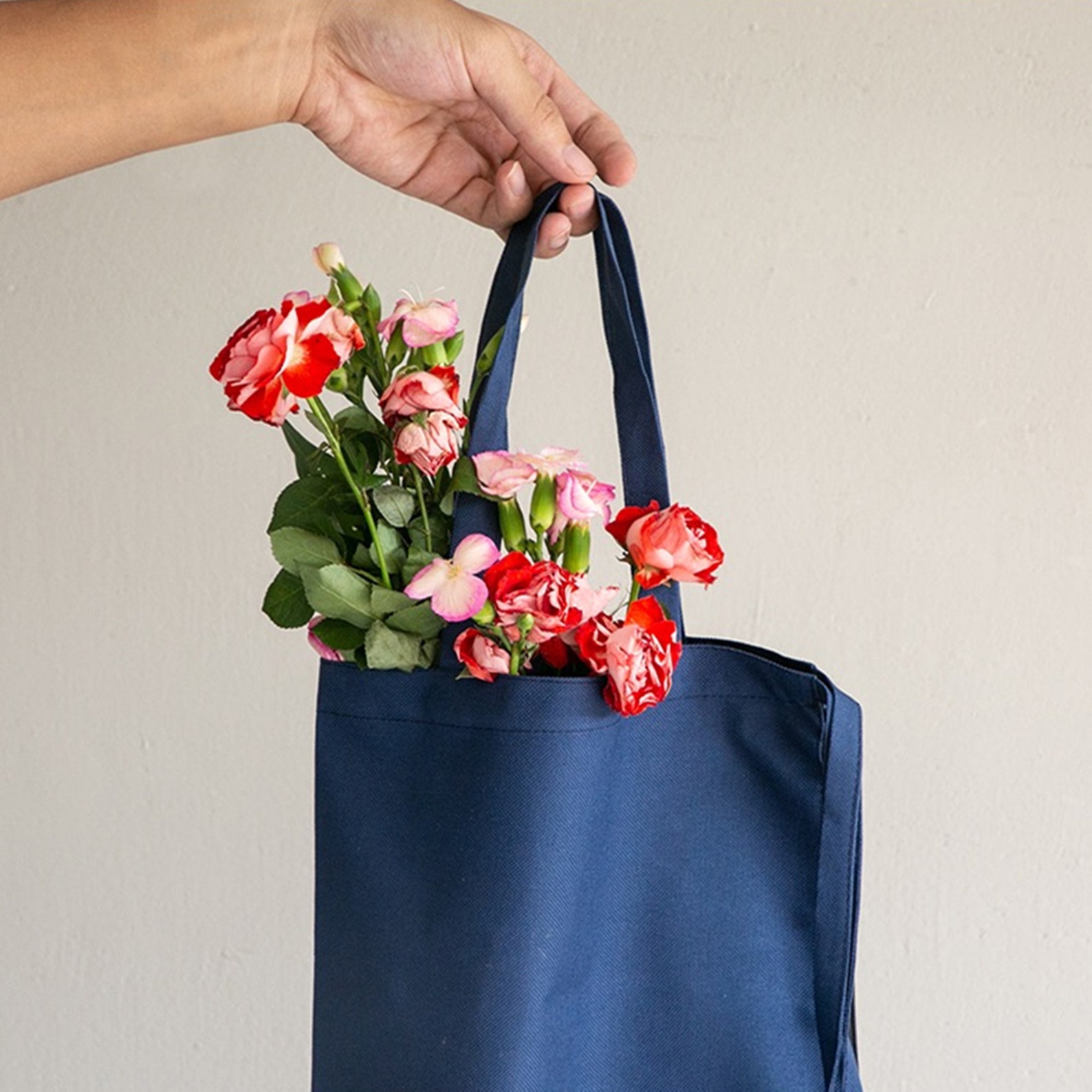 Rainproof Flower CarrierM/Outdoor Plant Carrier/Flower Etsy