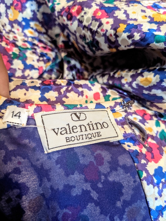 VALENTINO Floral Silk Puff Sleeve Dress // Vintag… - image 10