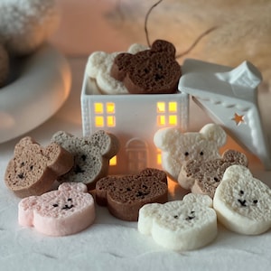 Kawaii Teddy Bear Soy Wax Melts x3  | Cute Melt | Fluffy Teddy Melts | Highly Scented| Christmas Present | Cosy Teddy Bread Shaped Wax Melts