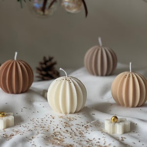 Weihnachtskugel | Baum Ornament Kerze | Weihnachtliche Duftkerze Winter Deko Kerzen | Sojawachs Kerze | Geschenk | Weihnachtsschmuck