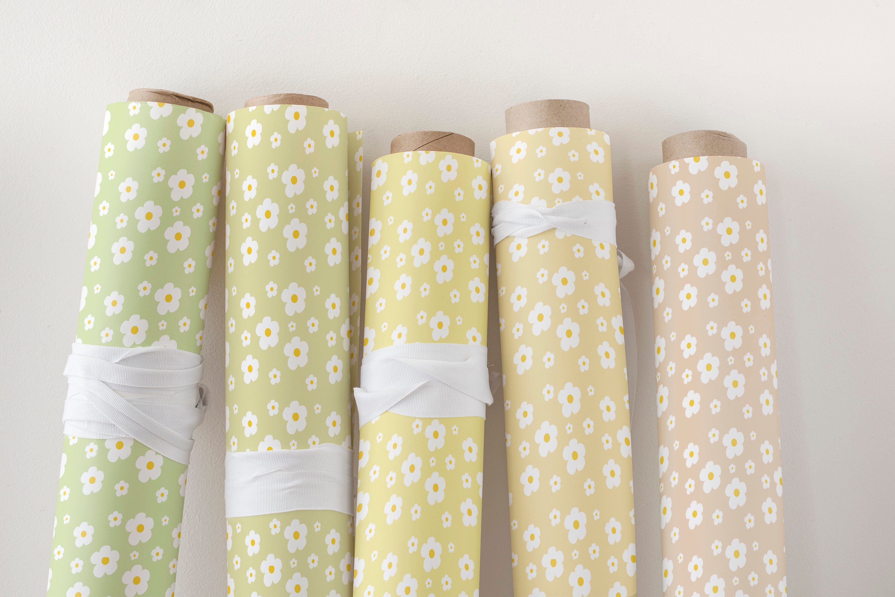 Daisy Floral Digital Paper: Seamless Scrapbook Paper (SVG, 12x12 Inch ...