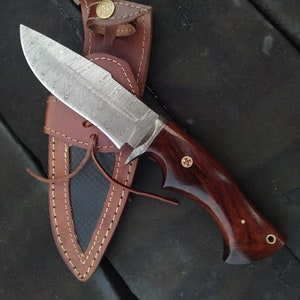 Custom handmade hunting knife, hand forged damascus steel, rose wood handle, beautiful gift.
