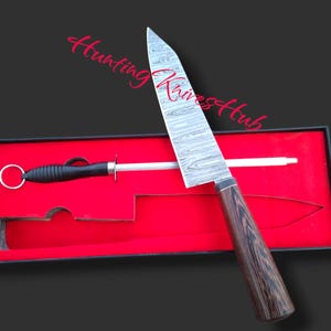 Hand Forged Japanese Chef Knife 8 Inch Damascus Steel - Kitchen Knife Gifts for Women - Knife Sharpener - Lynx Gift Sets for Men and Chefs