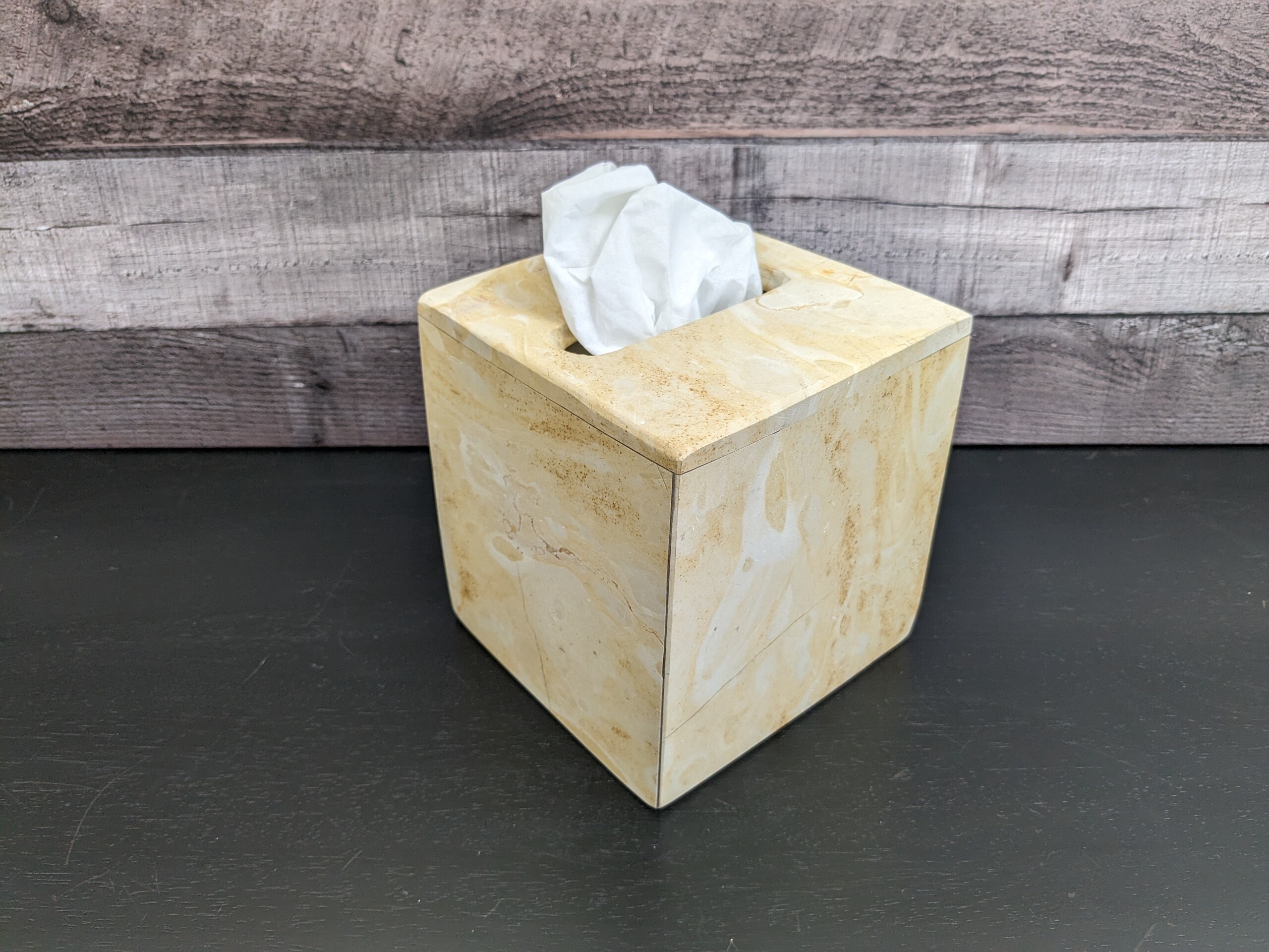 TOLIDA Boîte à Mouchoirs Carrée En PU Lin Beige Avec Bords Dorés Boîte à Mouchoirs Décorative Pour Salle De Bain, Salon, Coiffeuse, Table De Chevet