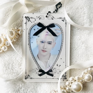 Portafotos acrílico Kpop - Llavero con temática de cinta negra Coquette para tarjetas fotográficas, juegos de cartas coleccionables y fotos pequeñas