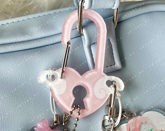 Angel Wing Acrylic Carabiner – Heart Lock Keychain, Charm Holder