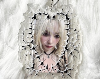 Kpop Acrylic Photocard Standee Holder - Spiked Heart themed key chain for photocards, trading card games, small photos