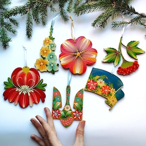 Ukrainian Christmas Tree Decor With Floral Ornament - Petrykivka Painting Handmade, Winter Home Decor