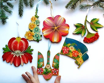 Ukrainian Christmas Tree Decor With Floral Ornament - Petrykivka Painting Handmade, Winter Home Decor