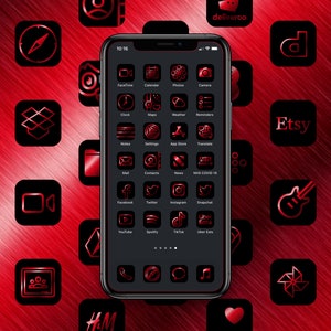 以下が含まれることがあります： 赤と黒のiPhoneで、ダークテーマと赤色のアウトラインのアイコンが使用されています。アイコンには、FaceTime、カレンダー、写真、カメラ、時計、マップ、天気、リマインダー、メモ、設定、App Store、翻訳、メール、連絡先、ニュース、NHS COVID-19、Facebook、Twitter、Instagram、Snapchat、YouTube、Spotify、TikTok、Uber Eatsなどのアプリが含まれています。