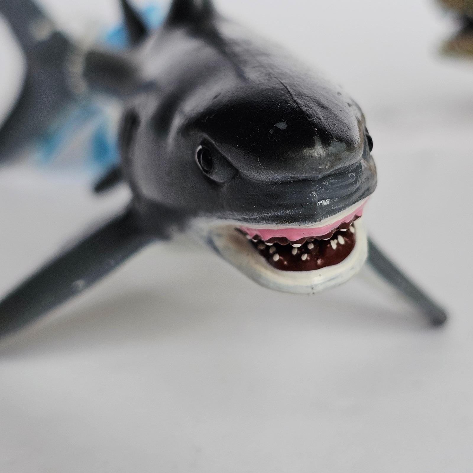 NWT 1996 Safari Ltd. Great White Shark & Crocodile Lot of 2