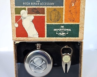 Petaca de golf NIB de 5 oz de acero inoxidable con accesorio de reparación de inclinación, regalo 1648