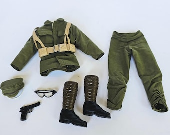 Y2K G.I. JOE Action Figure Clothing Lot of 8 Camo Jacket Shirt Boots Helmet 1465