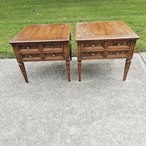 Set di 2 comodini vintage Hekman MCM con cassetto singolo in legno